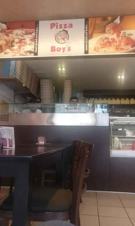 Pizza Boys